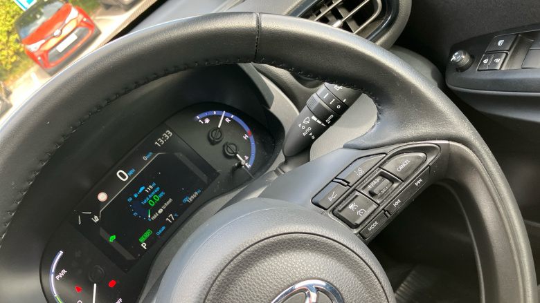 Toyota Yaris Cross 1.5 Hybrid Design 5dr CVT Hybrid Estate